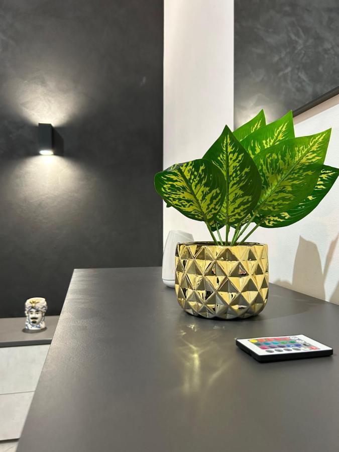 Apartamento La Casa Di Toto Palermo Exterior foto